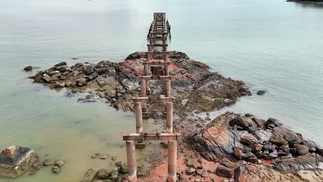 Jomisoldjetty4.webp