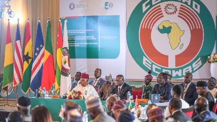 Illustration - Guinée : Conakry prépare son retour diplomatique total, premier sommet CEDEAO à Freetown le 19 juillet et Forum Royaume-Uni-Afrique de l'Ouest francophone en octobre