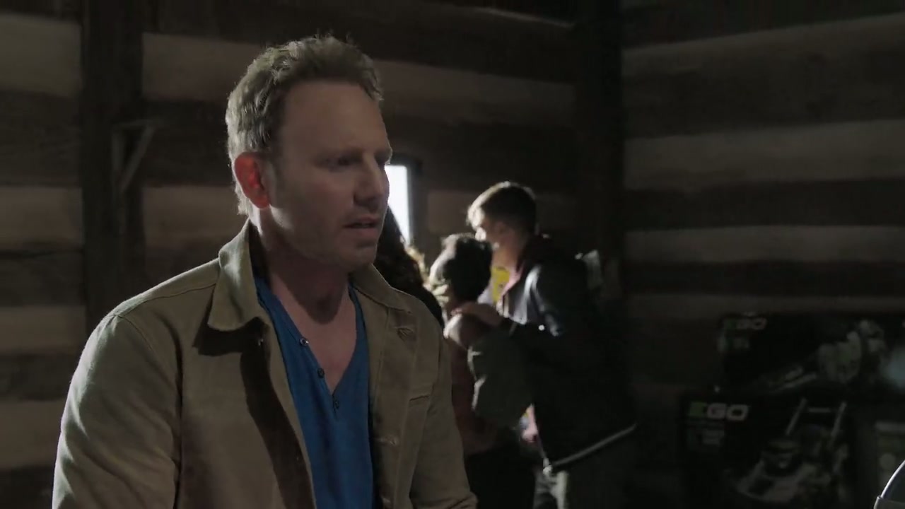 Sharknado 4: The 4th Awakens Screenshot