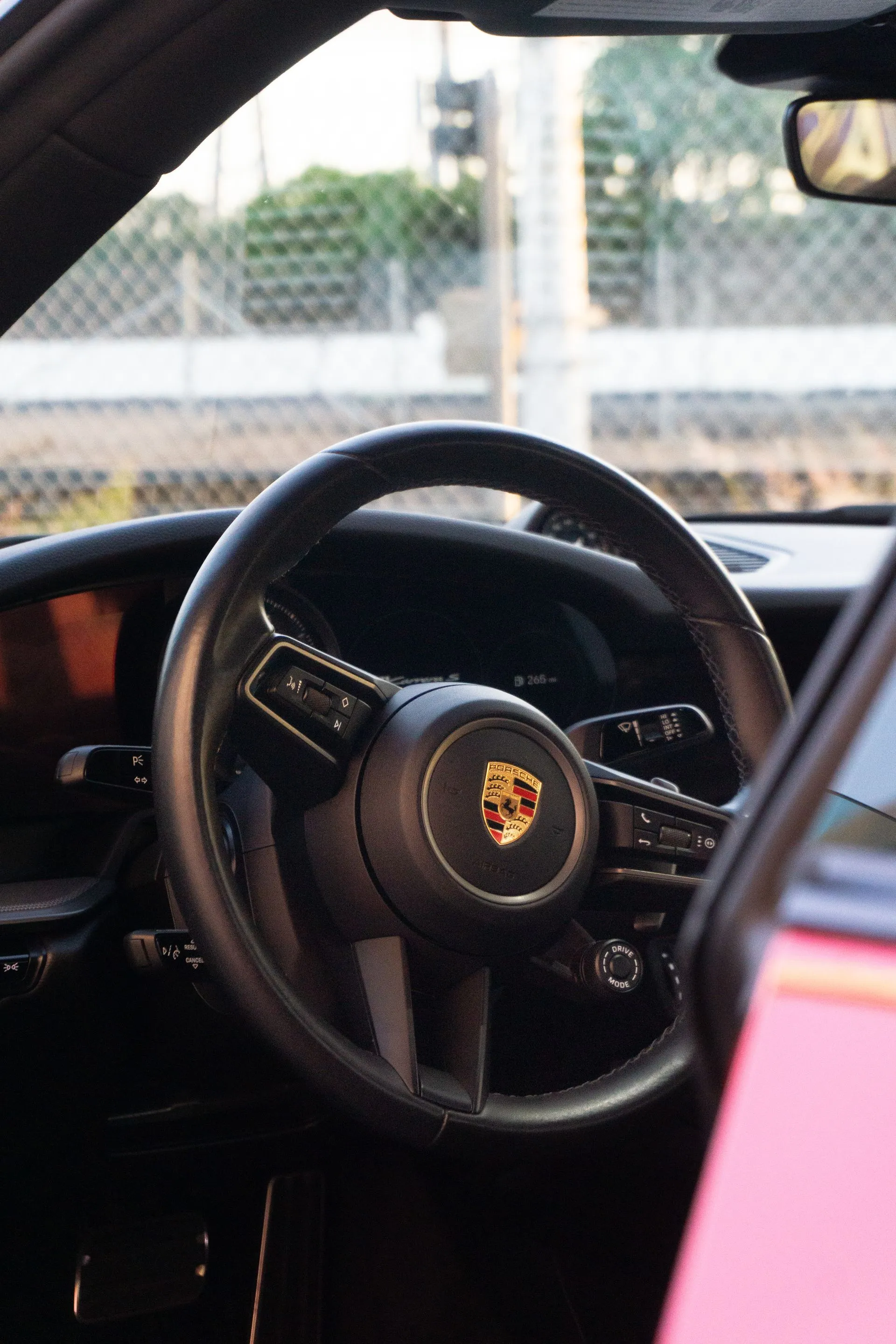 Porsche 911 Carrera S photo 5