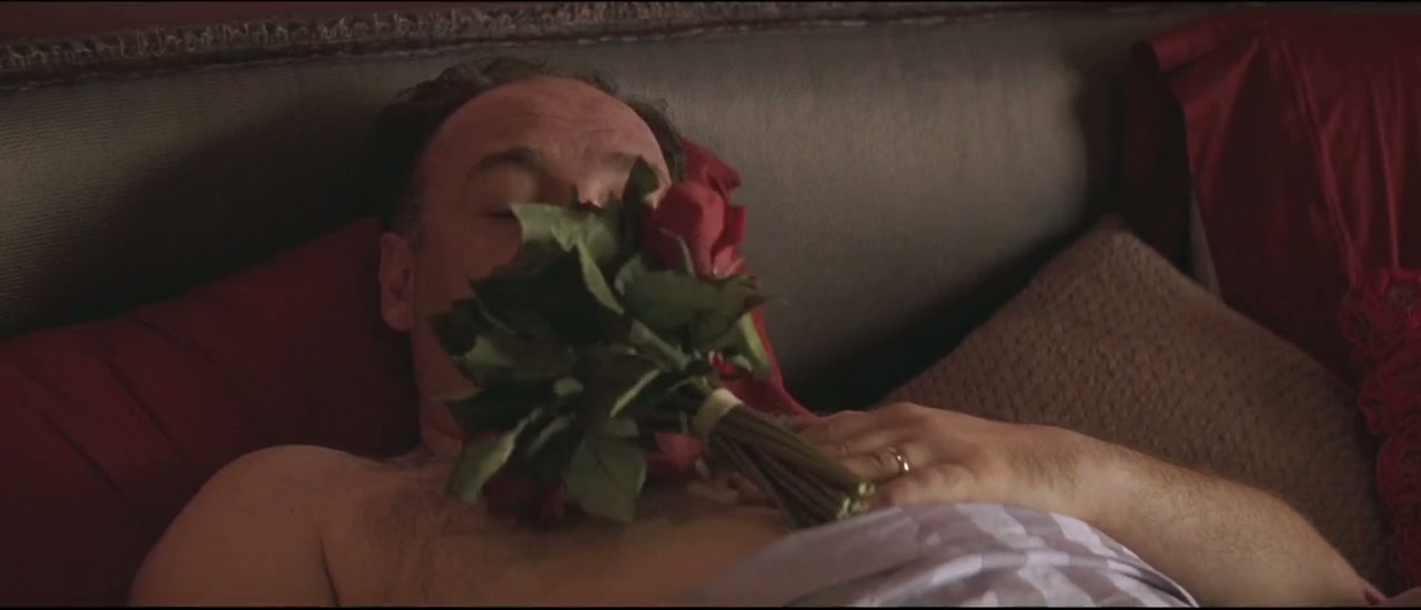 Romance & Cigarettes Screenshot