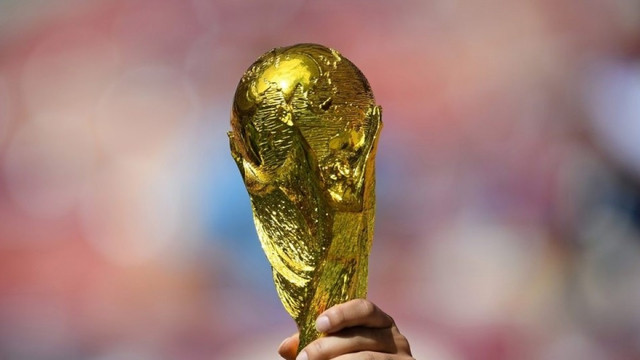 Premier League loại bỏ luật nghỉ uống nước, 'Vinicius' từ World Cup