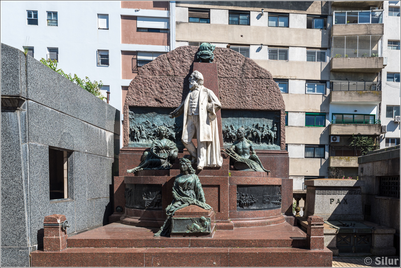 Буэнос-Айрес, Ушуая, Эль-Калафате, Перито-Морено, Эль-Чалтен, Игуасу (весна 2025) Буэнос-Айрес, Ушуая, Эль-Калафате, Перито-Морено, Эль-Чалтен, Игуасу (весна 2025)