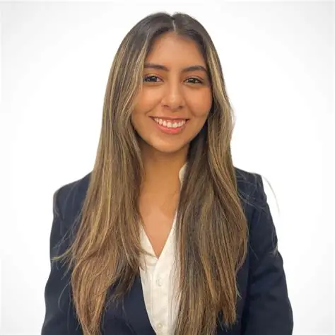 Mariana T.
