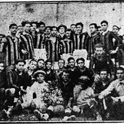1927 ΗΦΑΙΣΤΟΣ(ΒΥΡΩΝΟΣ)-ΝΕΟΣ ΑΣΤΗΡ 4-1 φωτο μετα τον αγωνα