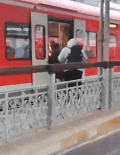 20230306-212853.gif
