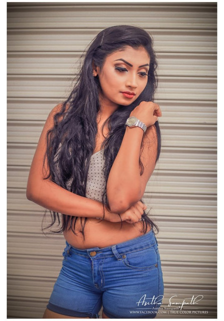 Dileeka Hashini 7