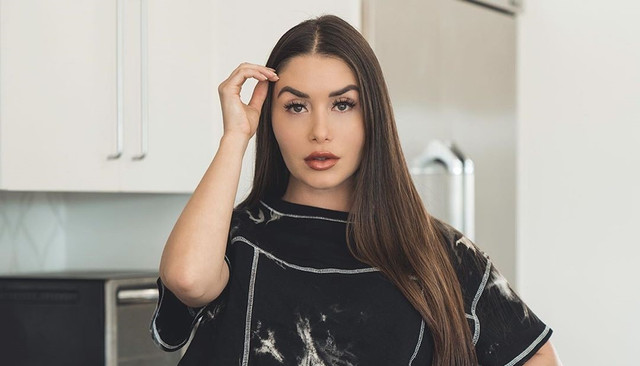 Laura-Marie-10.jpg