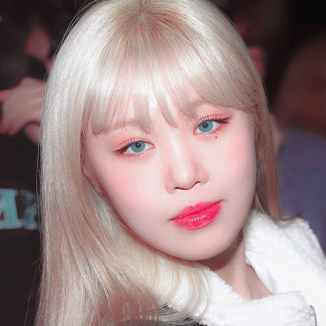 Soojin1
