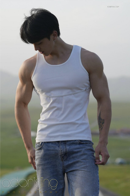 Adonis 02 10