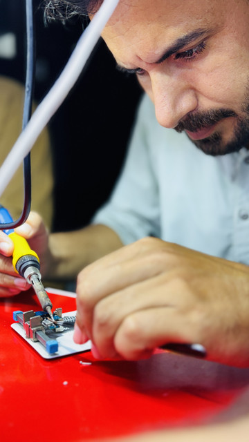 Mobile Repairing Course i Smart Training Institute (14).jpg