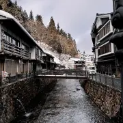银山温泉街3