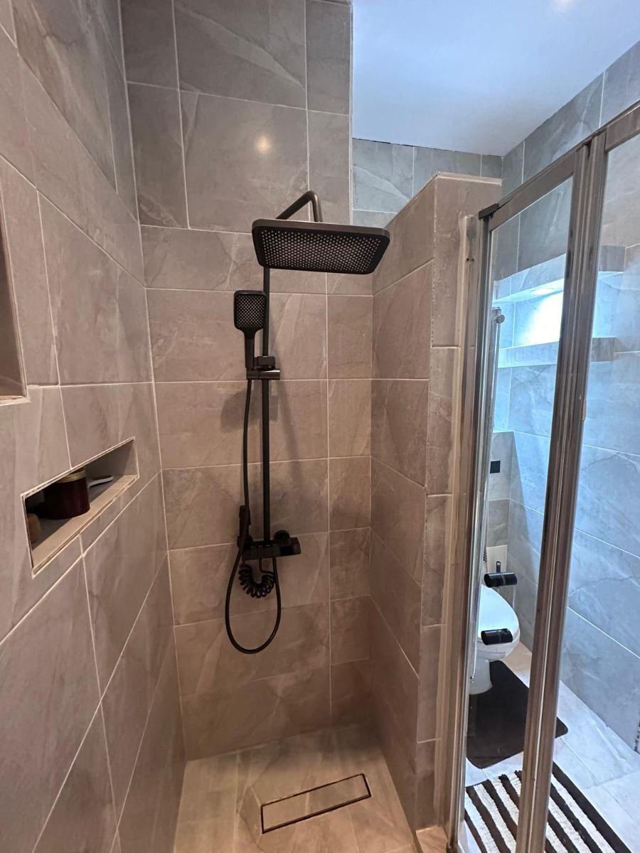 Appartement meublé à louer à Mimboman 3, Yaoundé - 45000 FCFA/nuit