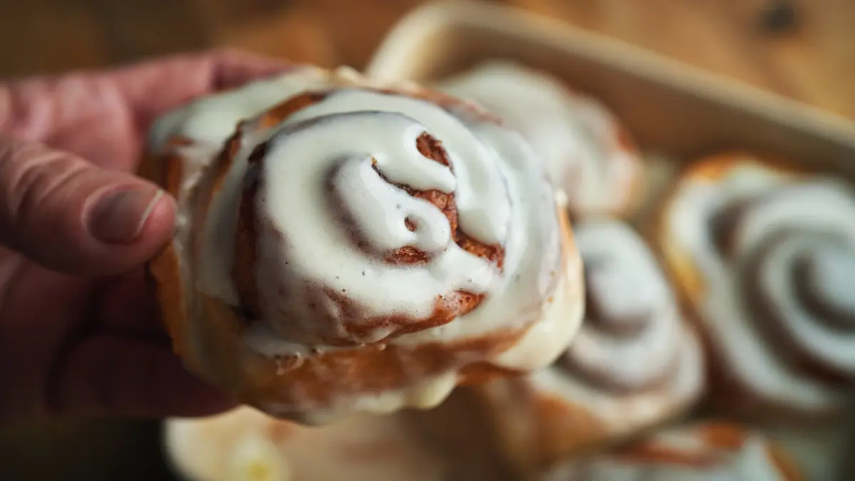 Cinnamon Rolls in a Muffin Tin