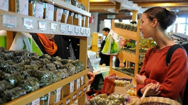 Nghịch lý tại Thụy Sỹ Người tiêu dùng sẵn sàng trả giá cao mua thực phẩm nông dân vẫn lao đao