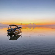 Sunrise-Boat