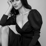 Mouni-Roy-5