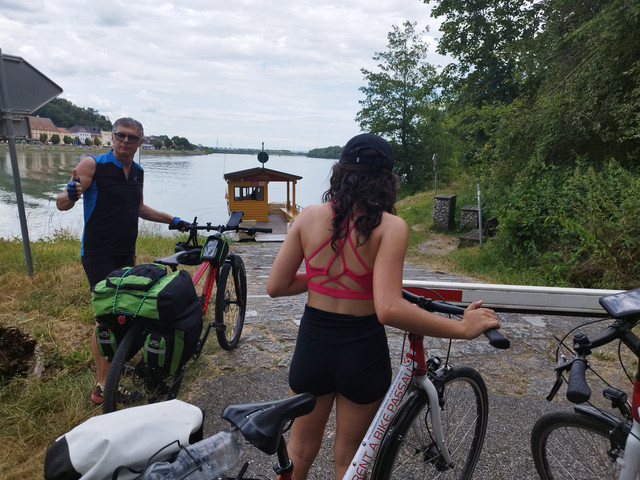 DIA 5. Linz a Sankt Pantaleon. Miercoles 5 de julio - Ruta en bici del Danubio- julio 2023 (14)