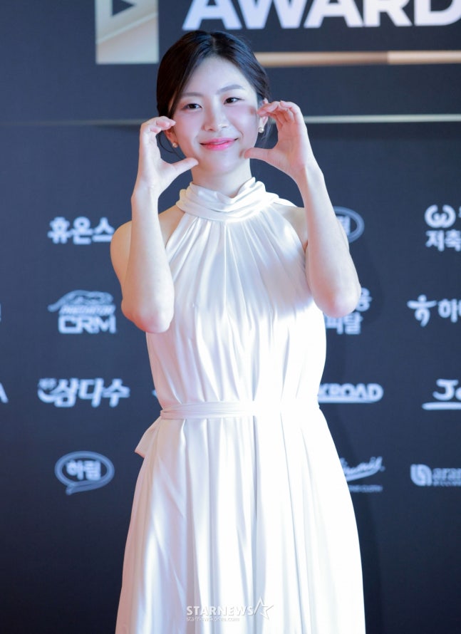 93cccb33fe22.jpg