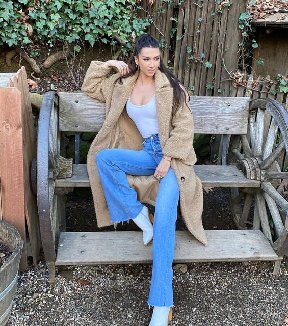Alexis-Rupp-Wallpapers-Insta-Fit-Bio-5.jpg