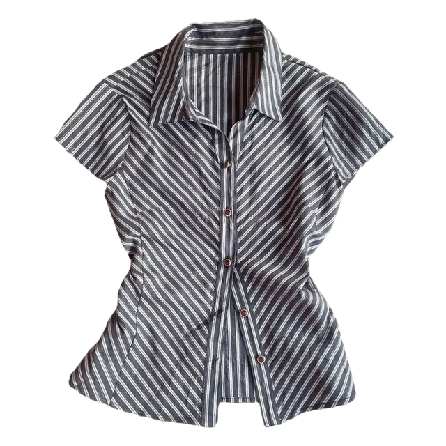 stripped shirt.png