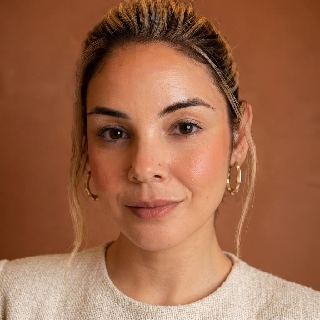 Karine Raquel - Especialista em Estética