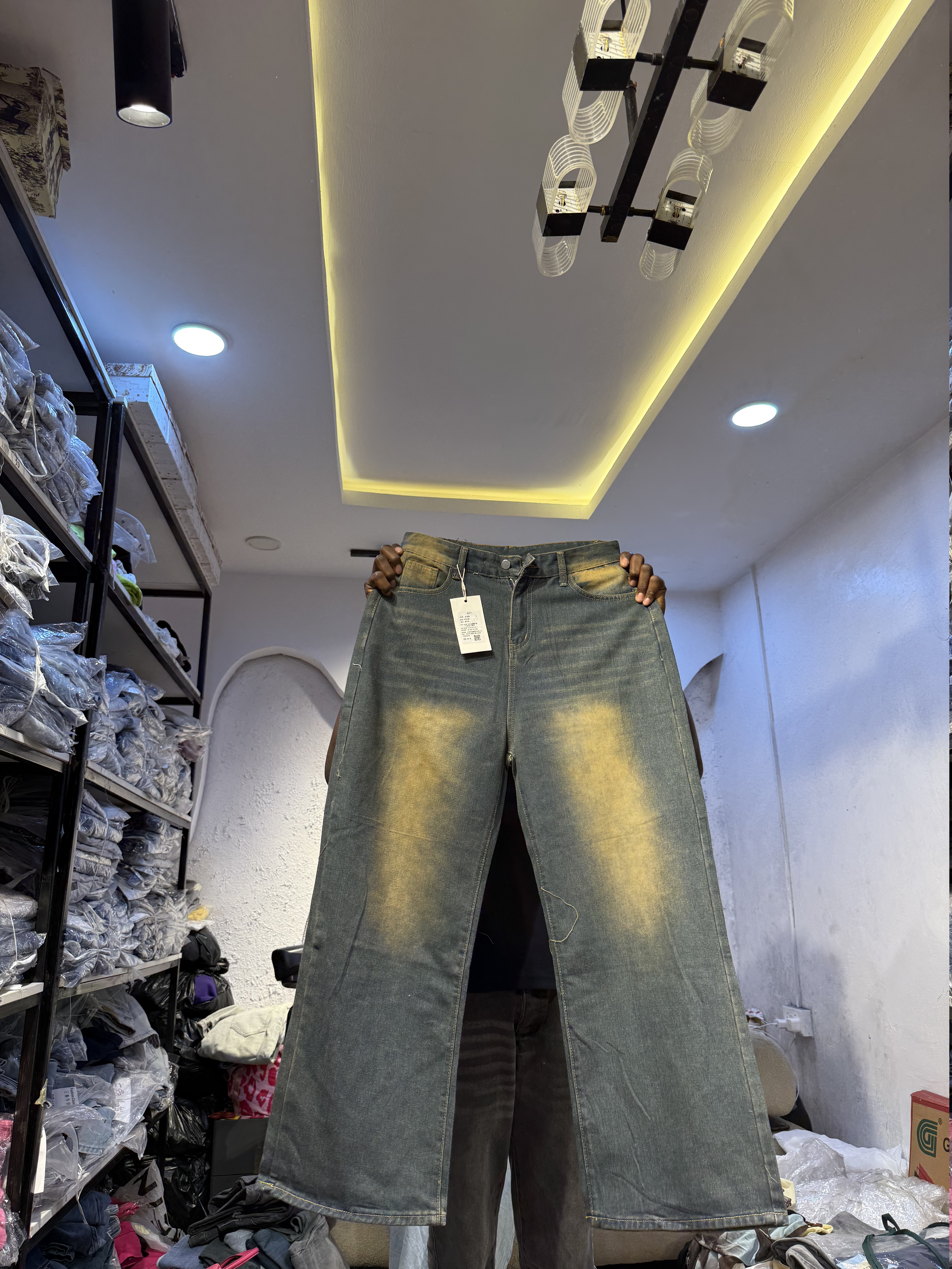 Waist 32