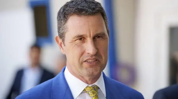 Guvernul Bolojan, demis. Tanczos avertizează asupra instabilității politice
