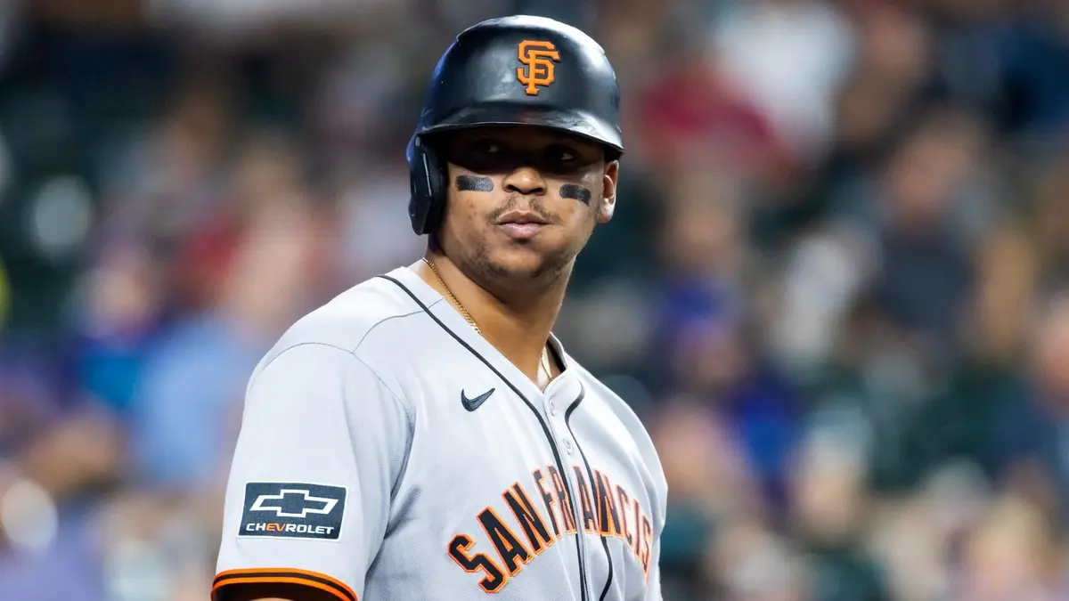 Cubs Host Giants in Decisive Series Finale