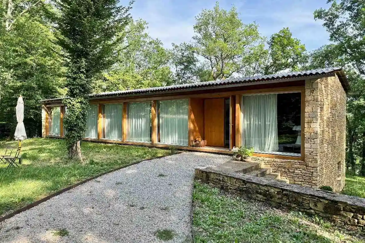 Maison Les Grands Chênes: O oază de liniște în inima Dordogne-ului