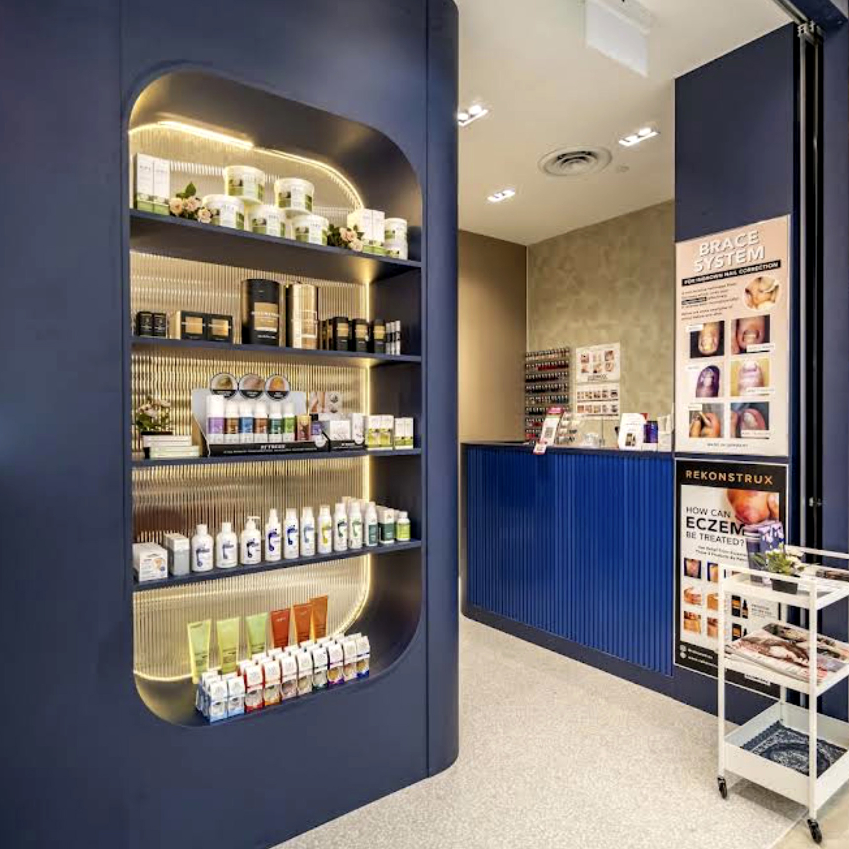 Pixie Nail Spa PLQ Mall storefront