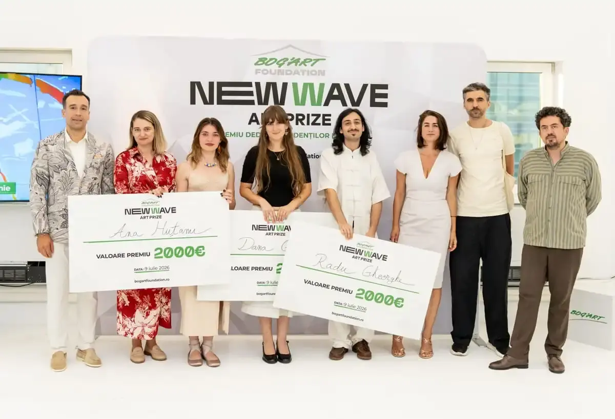 Trei studenți români premiați pentru lucrări de artă inspirate de evoluția inteligenței artificiale