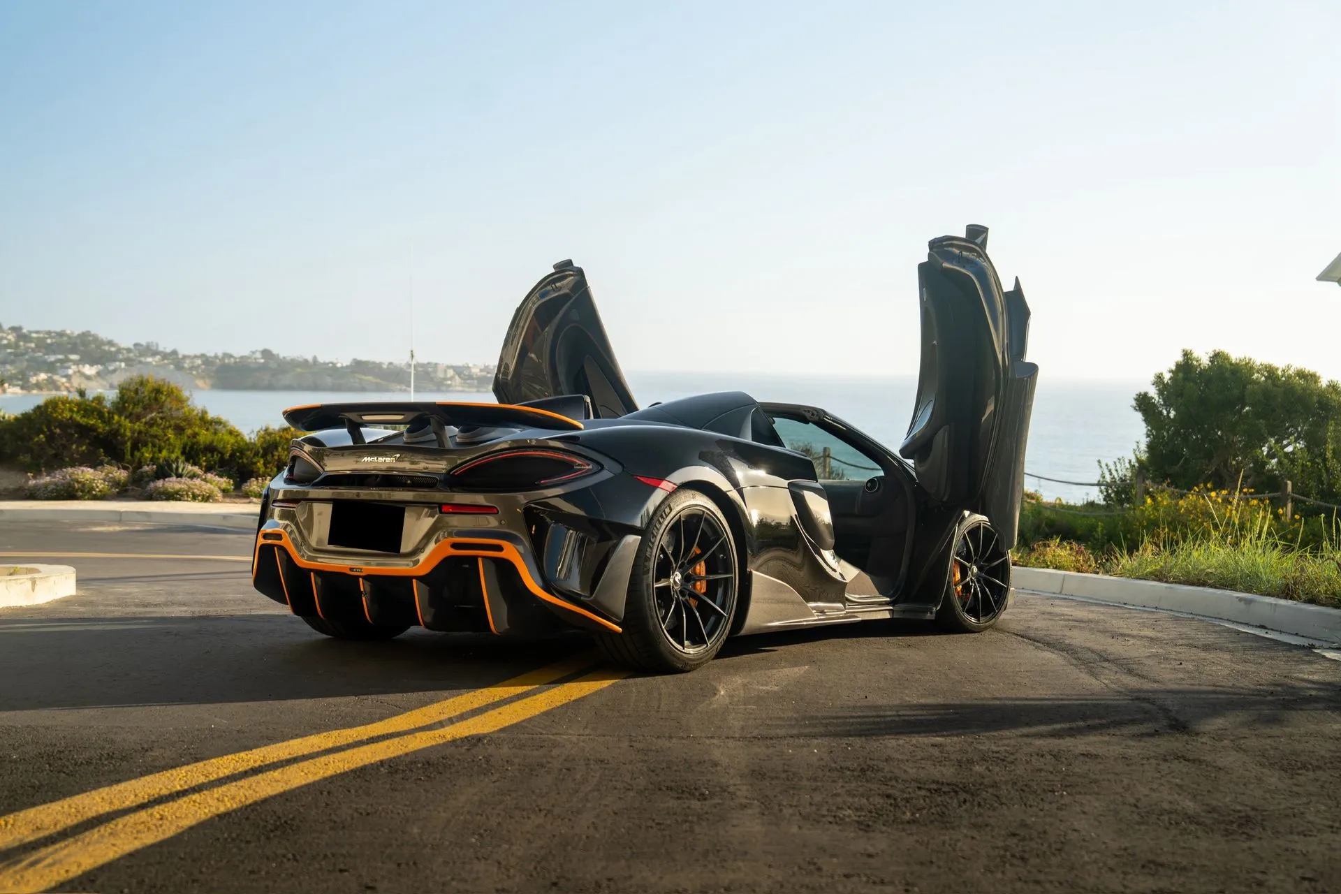 McLaren 600LT Spider photo 3