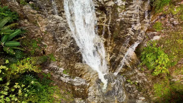 Lata Waterfall18.webp