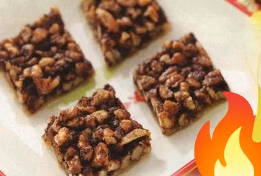 Фото Песочные коржики с шоколадом и орехами