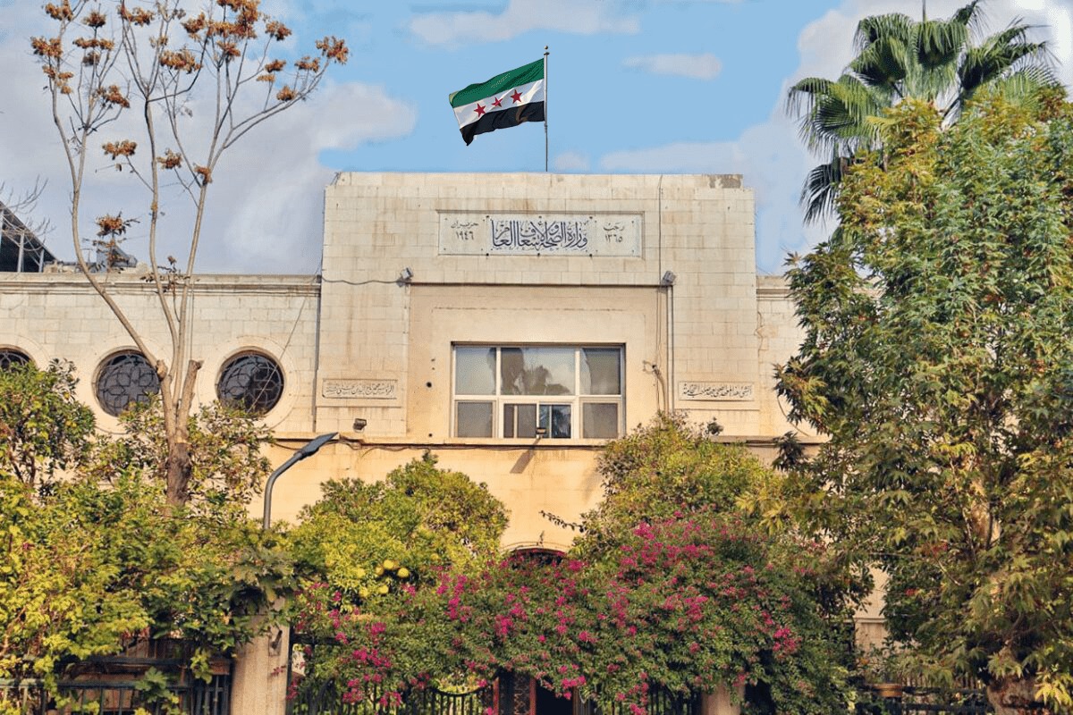 رواتب موحّدة للعاملين في القطاع الصحي بوزارتي التعليم العالي والصحة