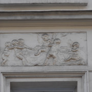 Bas relief5-Rue St Maur