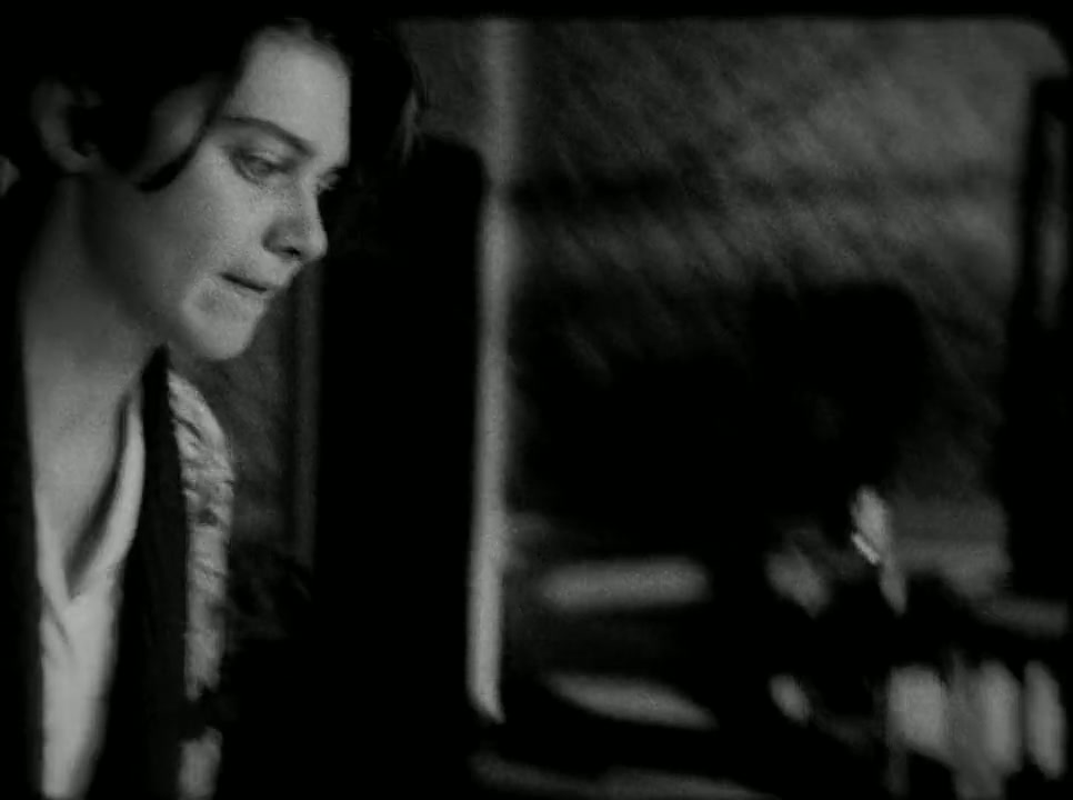 LOLA Screenshot