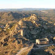 Castelo-e-muralhas-de-Monsanto-II