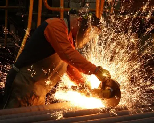 Manufacturers and Unions Warn That Soaring Power Costs Threaten UK Industry