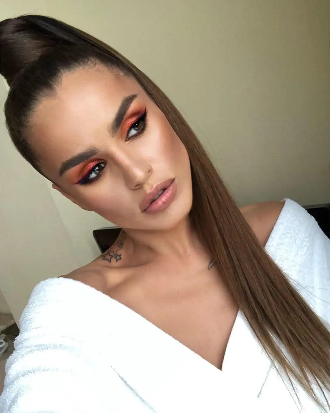 Yulia Zivert Wallpapers Insta Fit Bio (10)