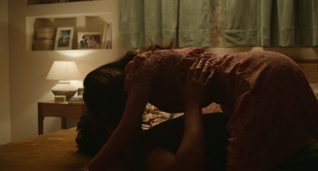Who Is Erin Carter? Screenshot