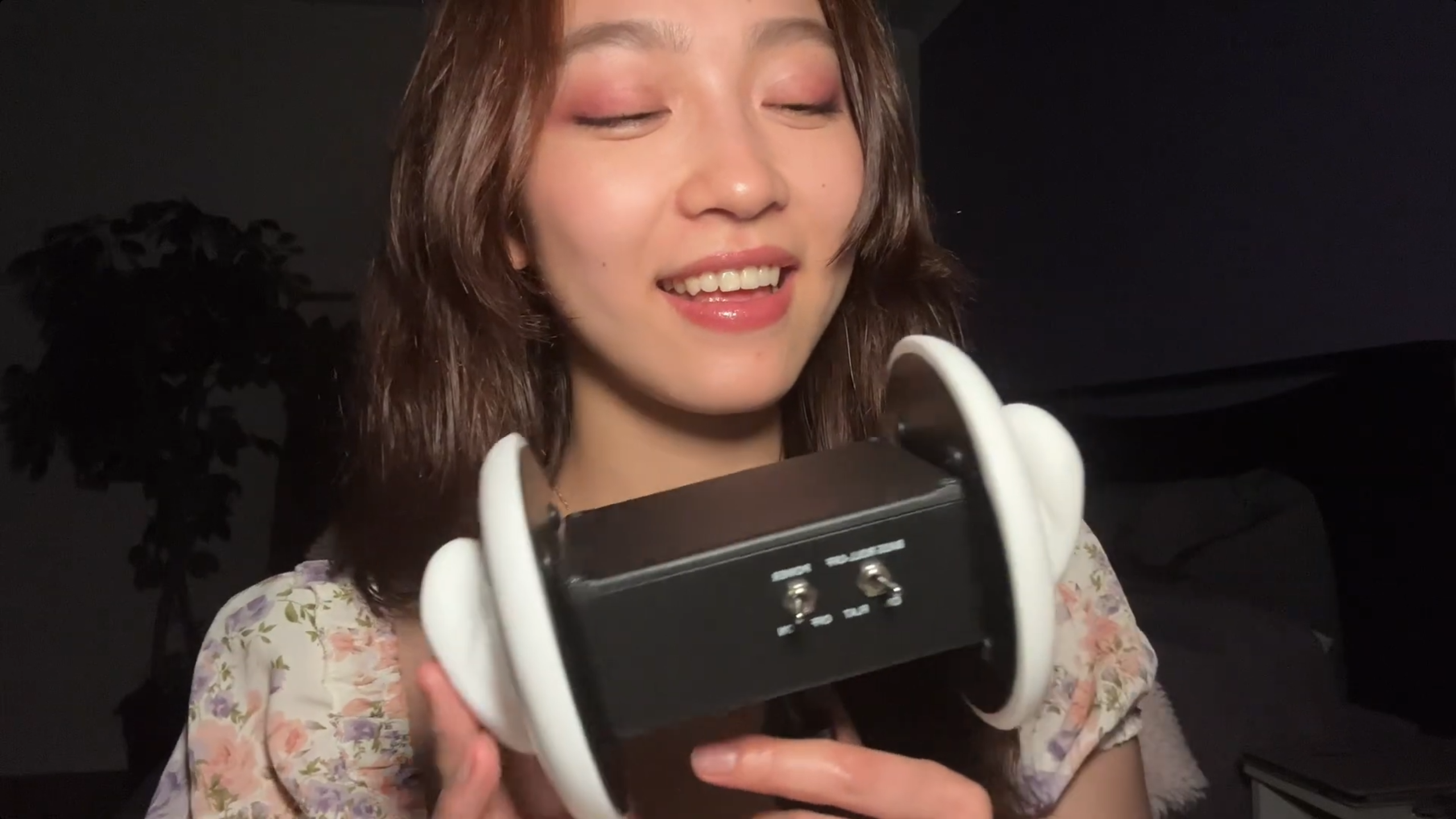 3DIO Ear Licking ASMR [ Cloud Crystal ]