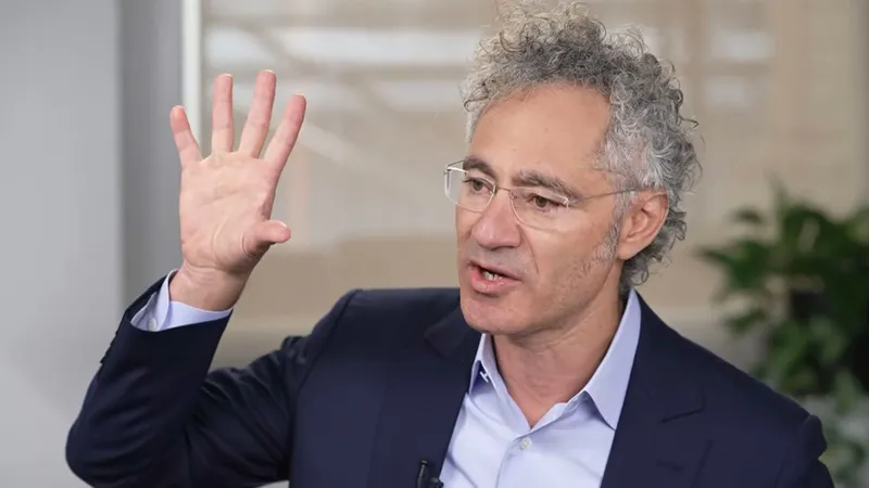 Глава Palantir: бизнес недоволен ведущими ИИ-лабораториями
