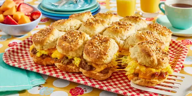 Start Your Day Right: Delicious Breakfast Sandwiches to Try