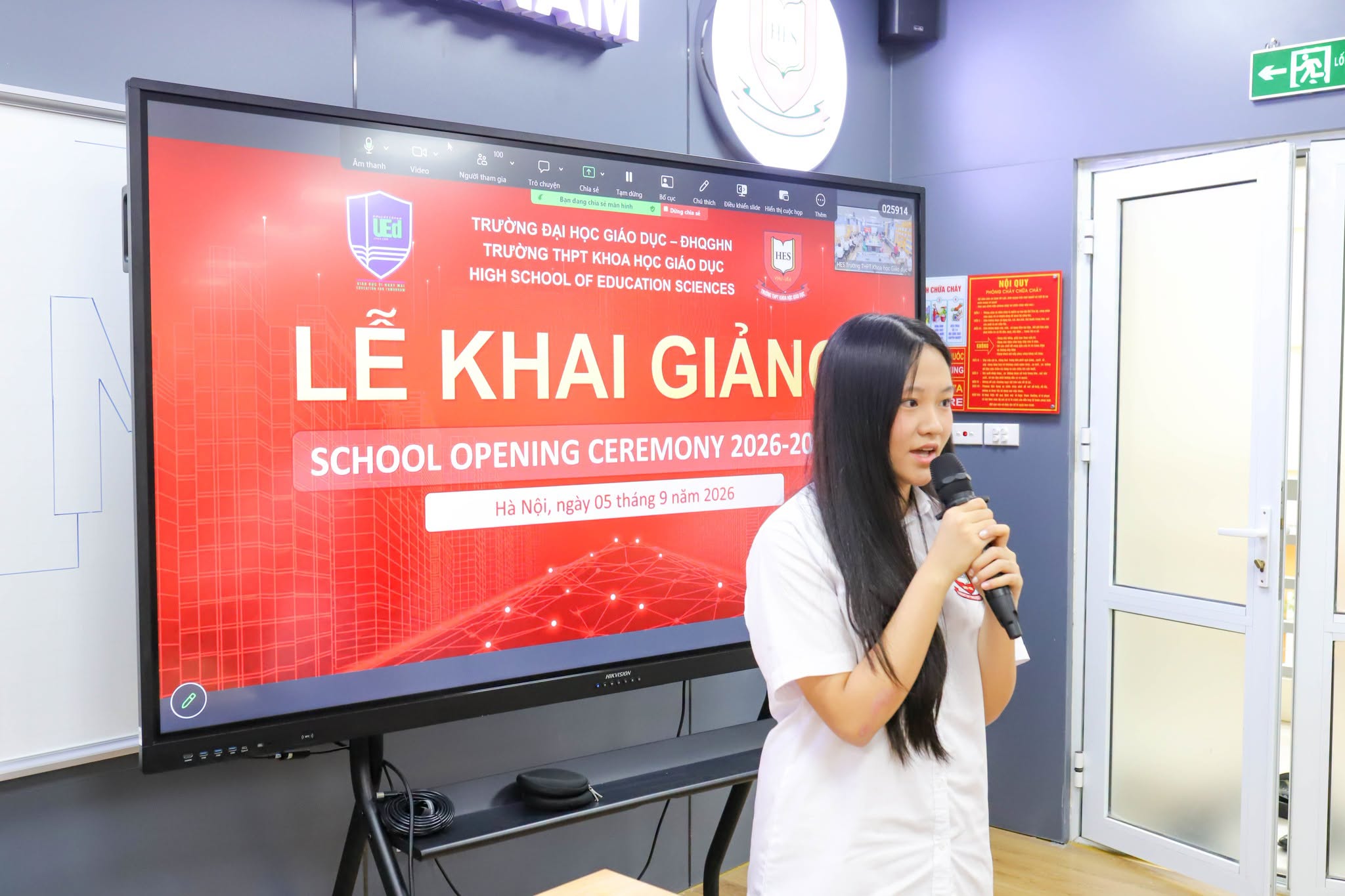 Lễ khai giảng HES 6