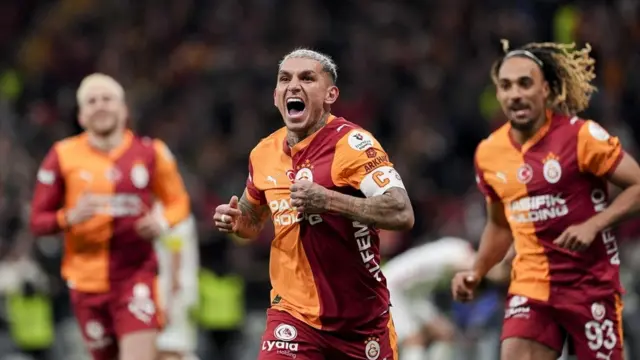 a2b4eac1 galatasaray 22