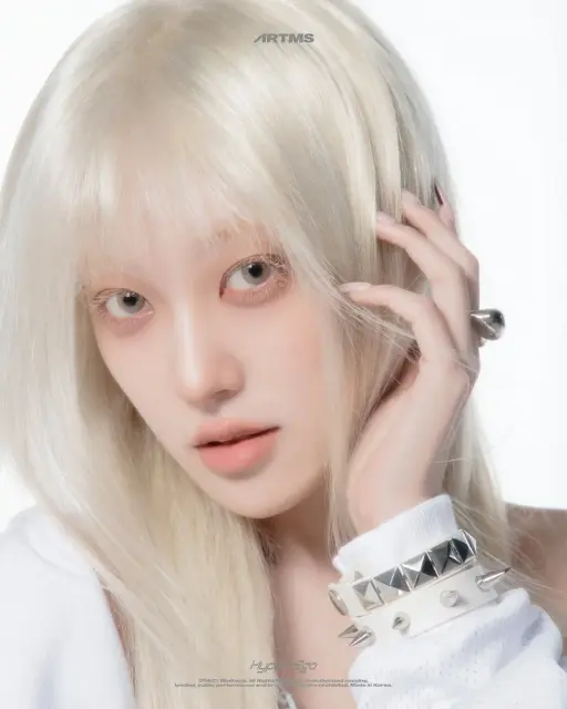 choerry loona 1409402.webp