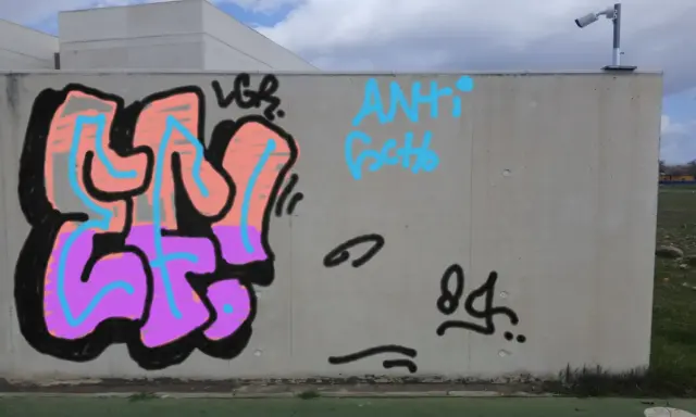 Graffiti artwork by Rickertos