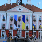 IMG-1000
